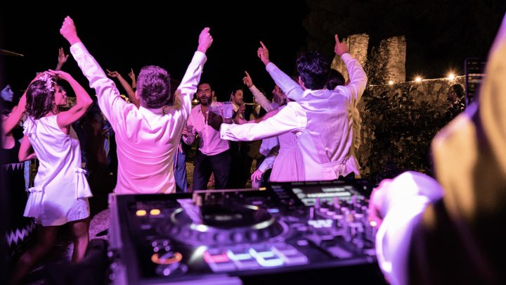 Evento DEEJAY BARTA — foto 26 di 125